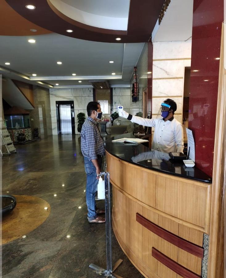 Hotel Sharada International Udupi Bagian luar foto