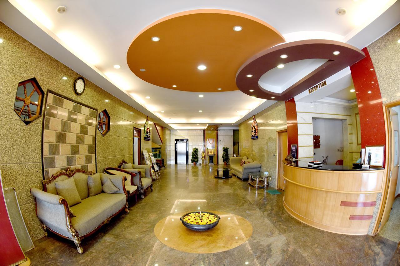 Hotel Sharada International Udupi Bagian luar foto