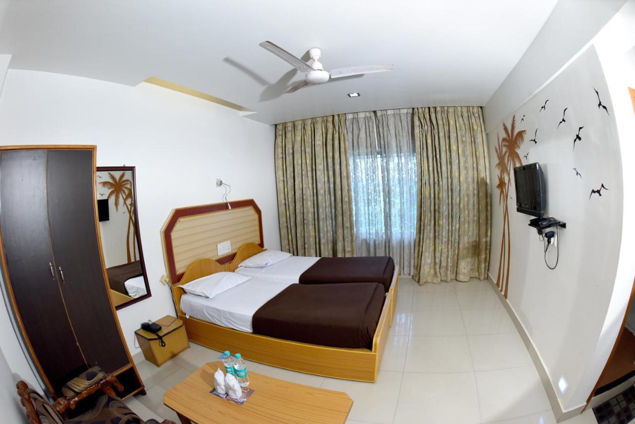 Hotel Sharada International Udupi Bagian luar foto