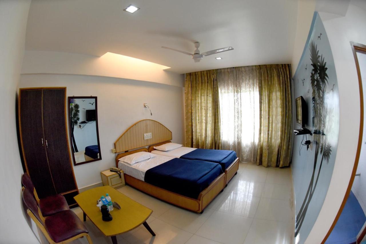 Hotel Sharada International Udupi Bagian luar foto